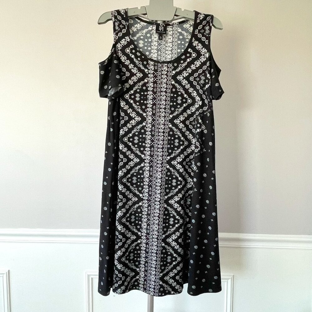 Derek Heart Cold Shoulder A Line Dress Black & White Print Large EUC